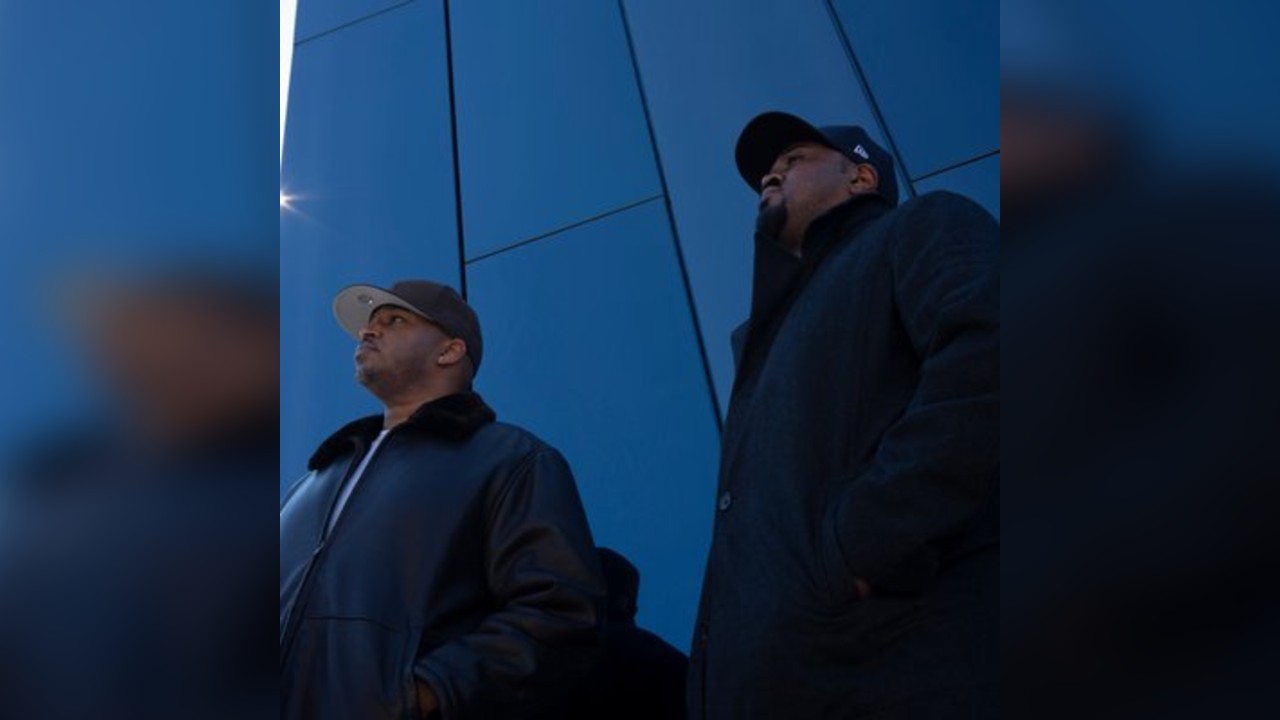 Zo & Tall Black Guy (feat. Debórah Bond)