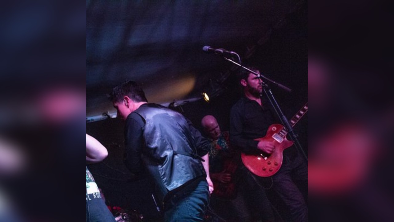 Spanish Battery - Live @ Billy's