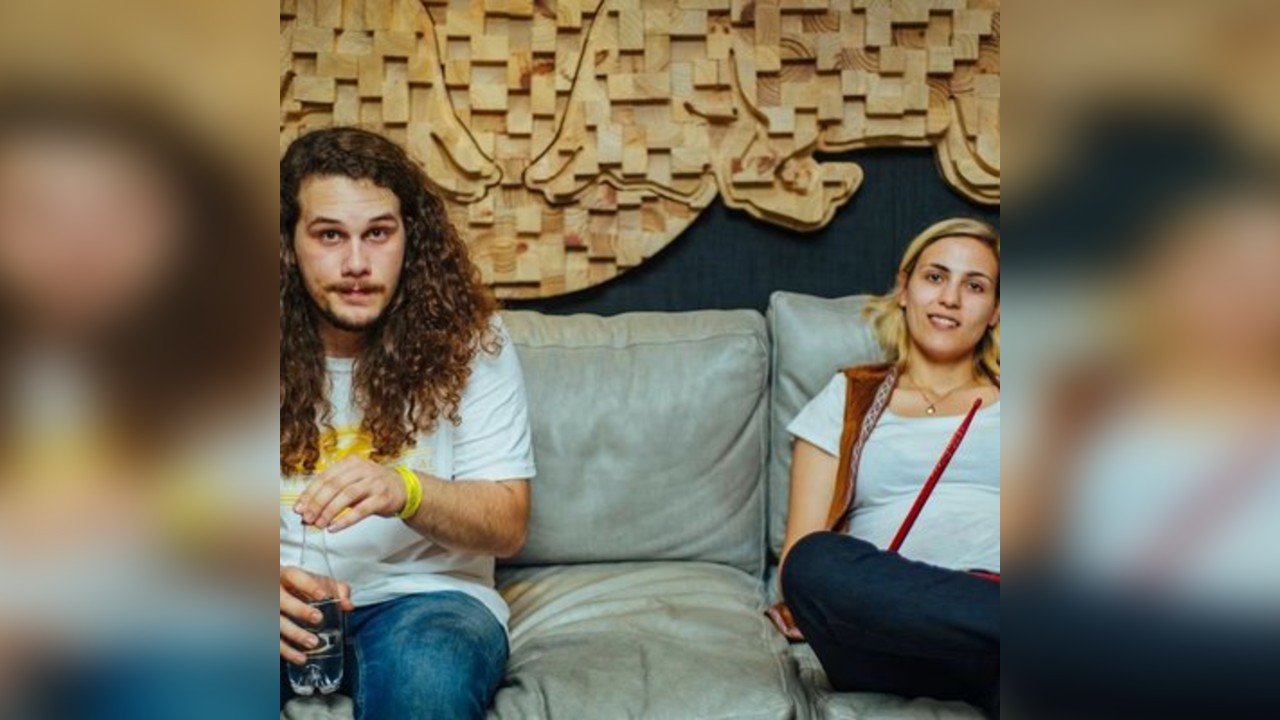 Sunflowers (PT) Live at Big Hands