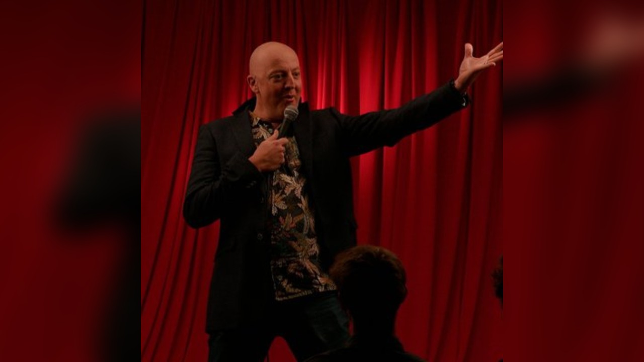 Stand-Up Live: Unscripted, Crowd-Fuelled Comedy