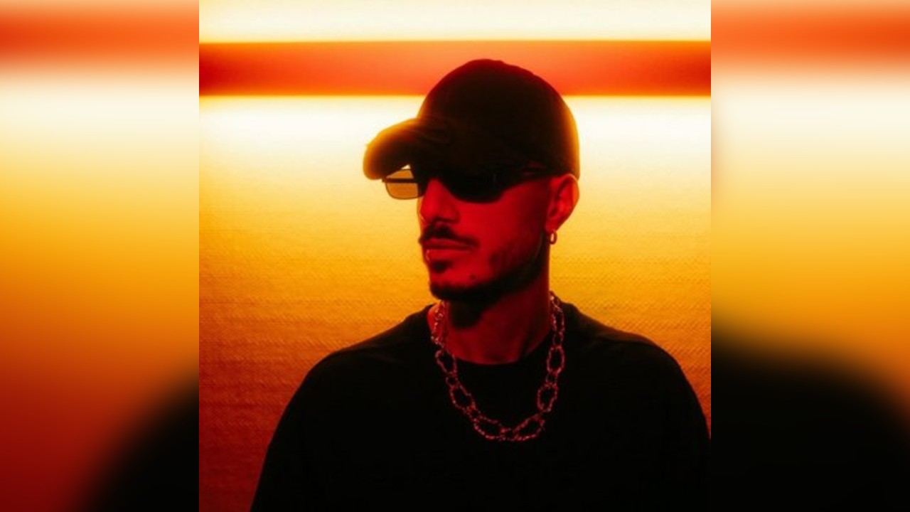 Encrypted Presents: WADE Opening Party