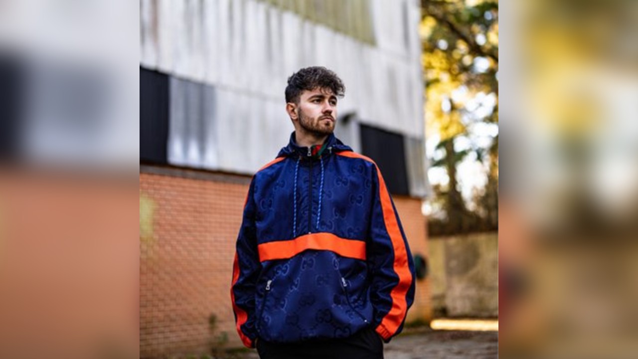 Wheats presents BOX RED