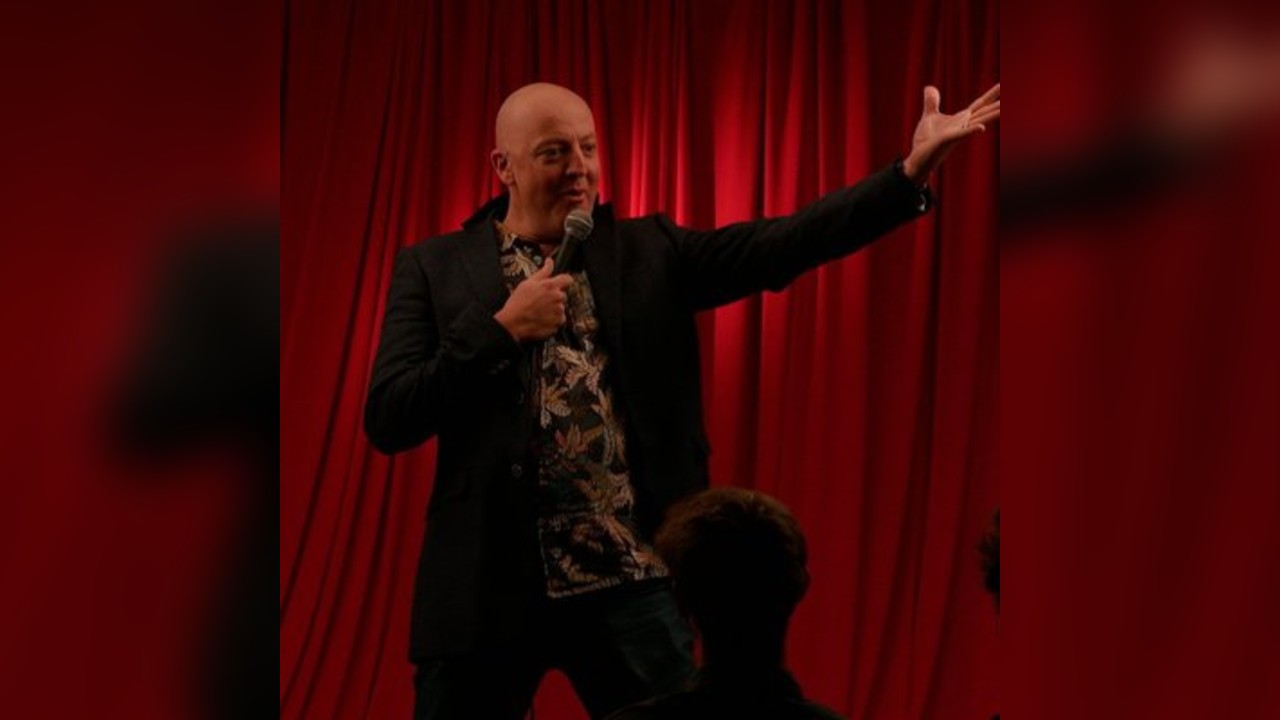 Stand-Up Live: Unscripted, Crowd-Fuelled Comedy