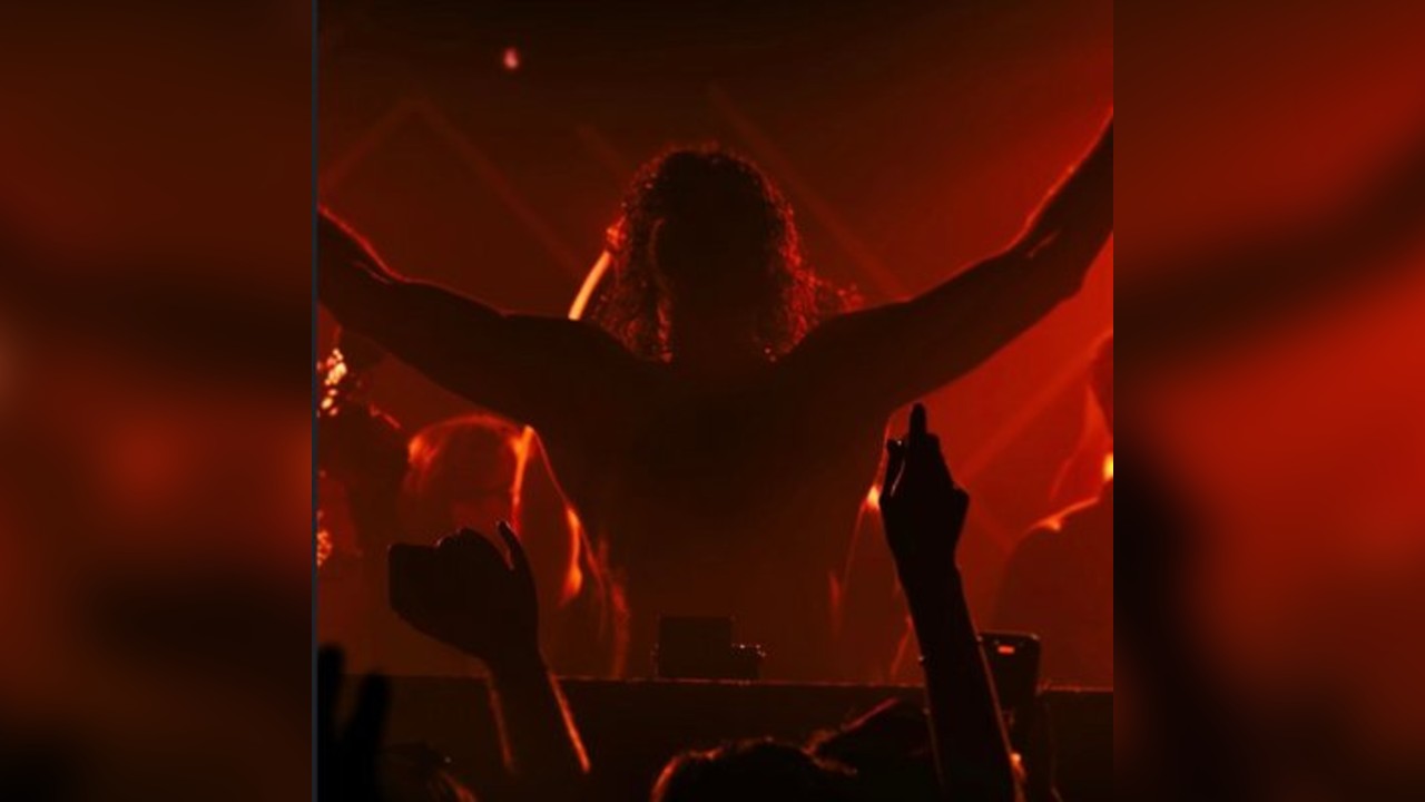 iNTRA: Hades, Outrage, Kaki, CMRN.