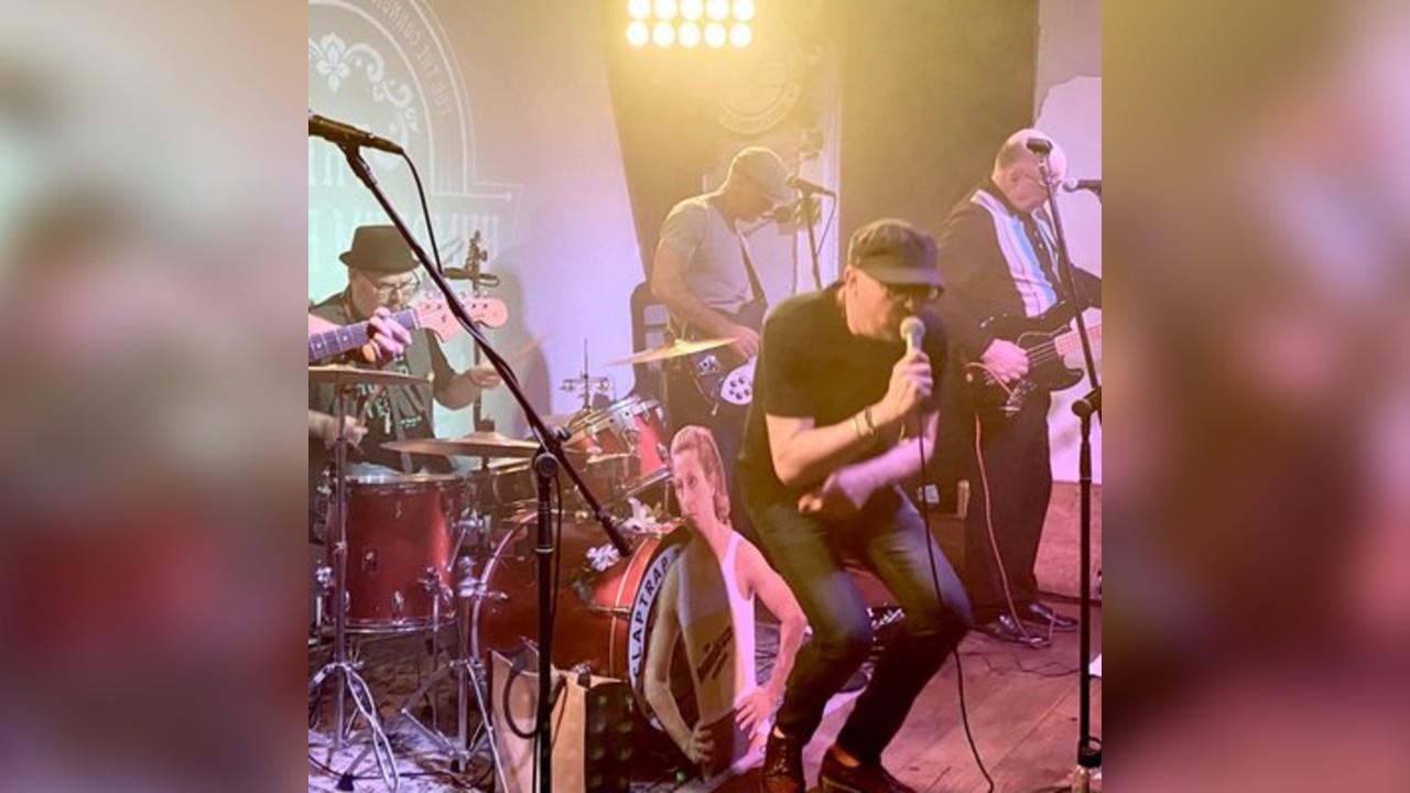 The Humdrum Express (Full Band Show)