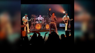 Elvis Returns