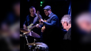 Pete Roth Trio feat. Bill Bruford