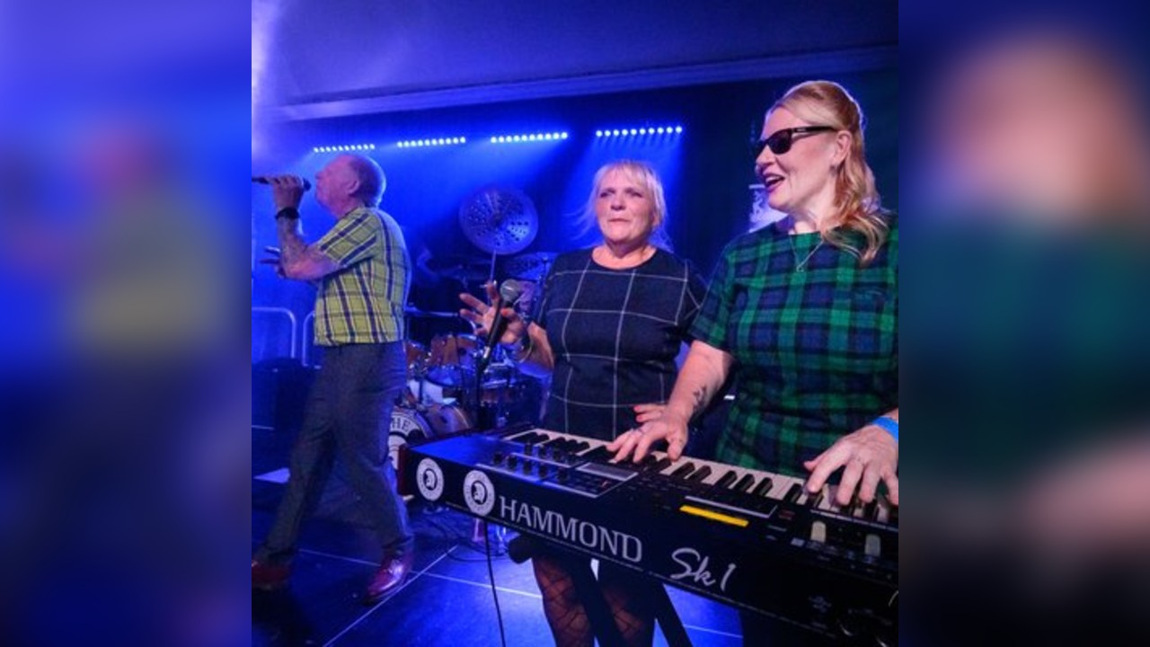 The DekkerTones - Facebar, Reading 2025