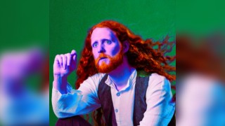 ALASDAIR BECKETT-KING at Cherry Reds Comedy Club