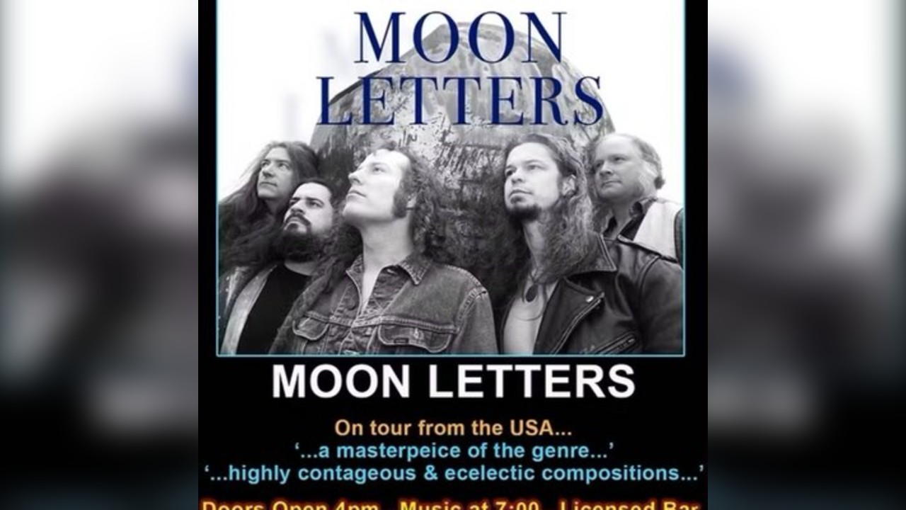 Live at the Lodge: EBB + Moon Letters (USA)