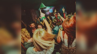Word of Mouth Over 30's DAYCLUB Solihull Bank Hol Sun May 4th