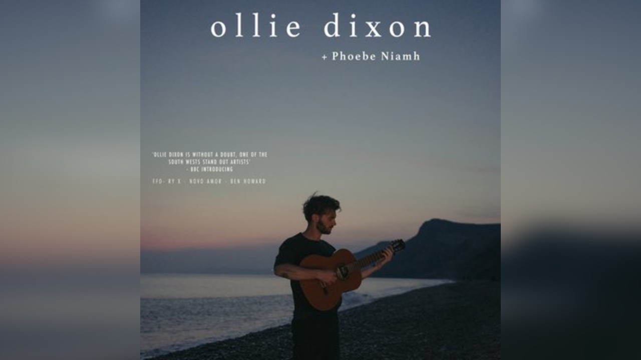 Ollie Dixon + Phoebe Niamh at Hagglers Corner