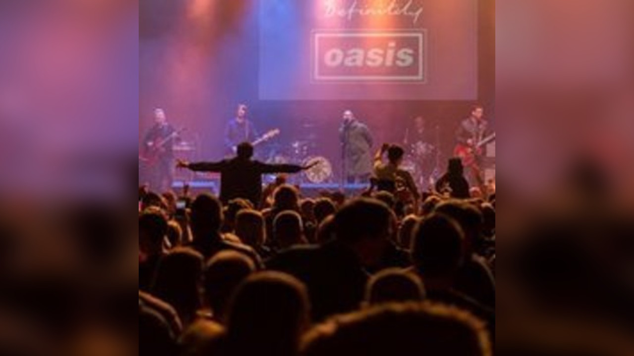 Definitely Oasis - Belfast