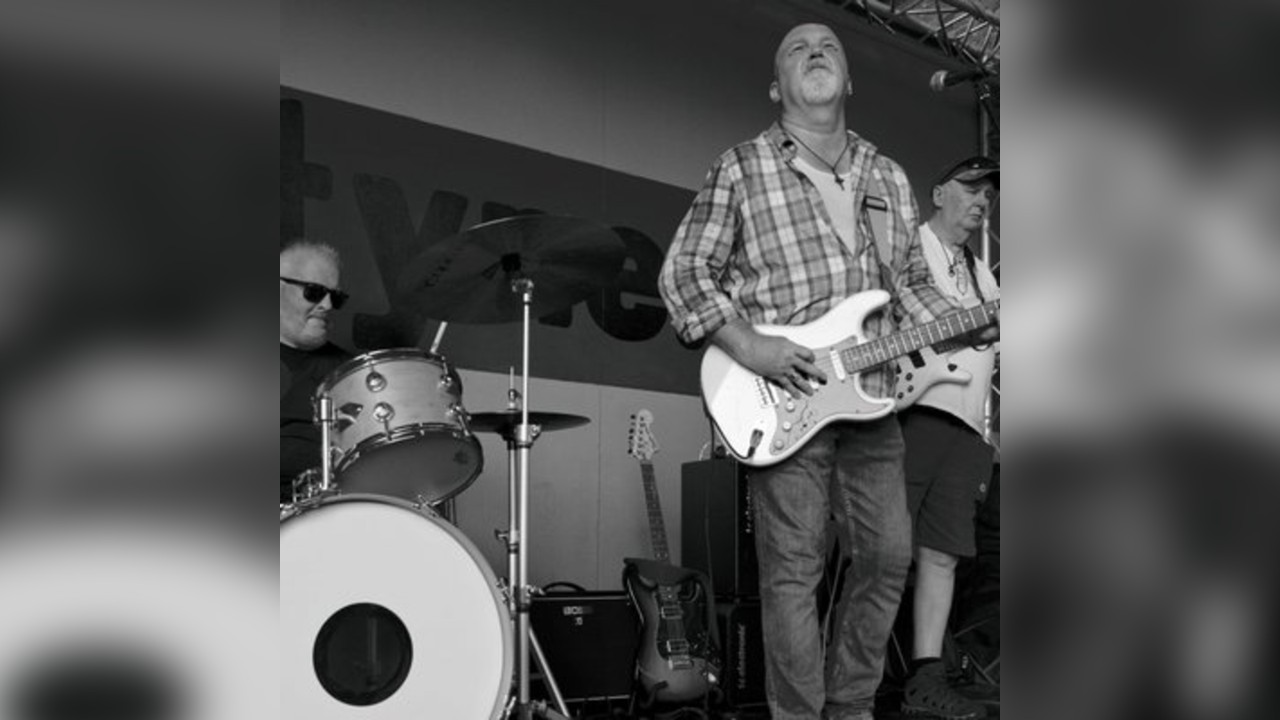 Captain Morgan's Funky Crew - Live @ Billy's