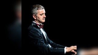 Debussy Preludes by Candelight - Daniel Grimwood