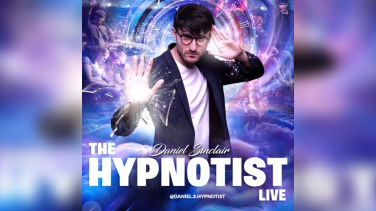Daniel Sinclair   Comedy Hypnotist