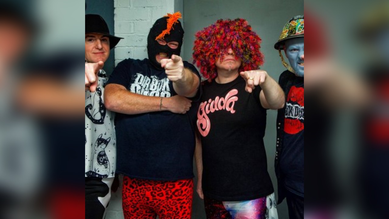 Dirt Box Disco + Spitting Feathers + The Mad Badgers