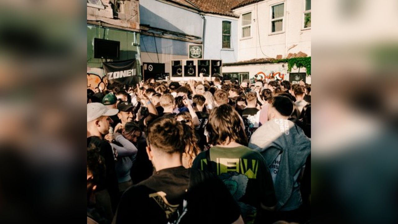 Zone 1 Black Swan Yard Party