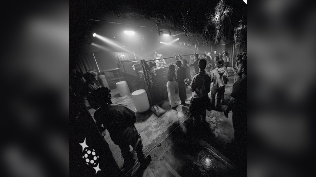 Rave Cage: 360 Experience