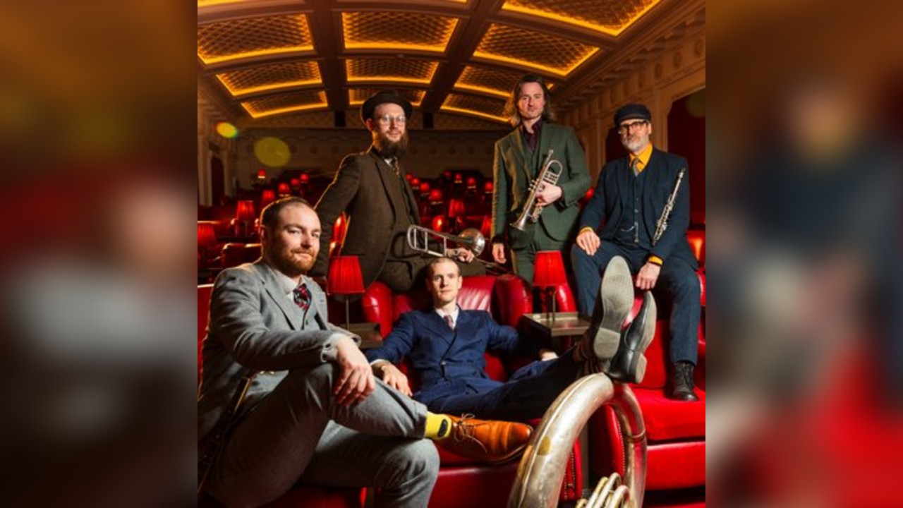Tenement Jazz Band w. Nanna Carling live at The Blue Lamp