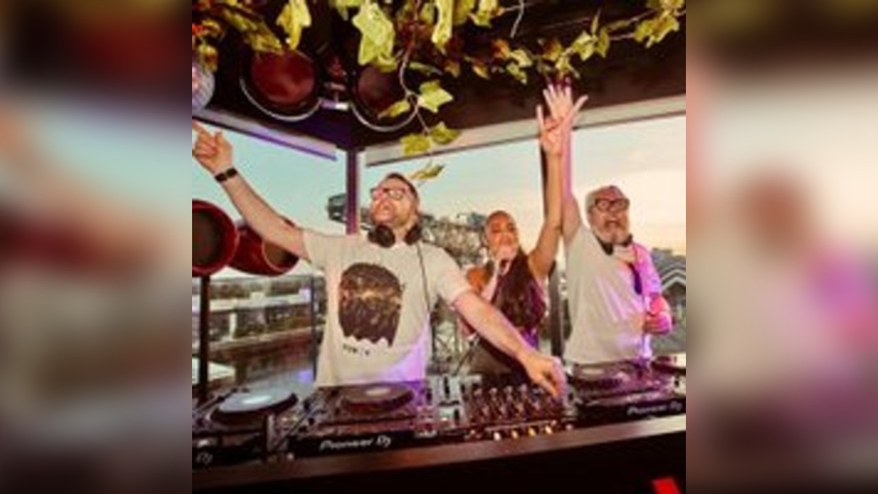 Electric Dreams ft Jon Mancini & Michael Kilkie