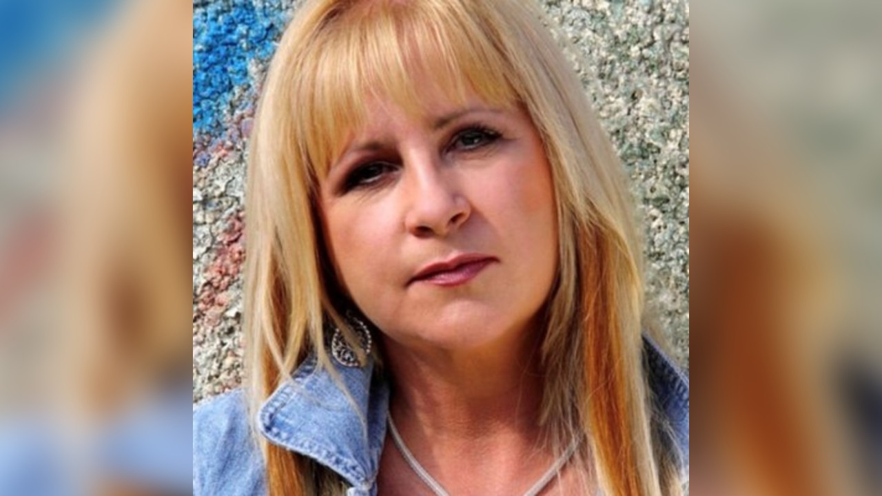 An Evening of Mediumship with Donna Stewart