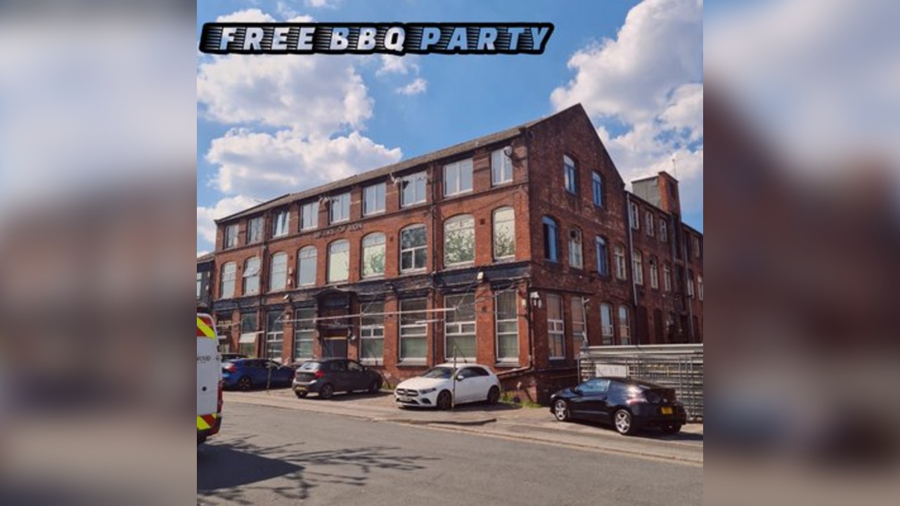 MooseJaw X Party Pig (Free BBQ Party)