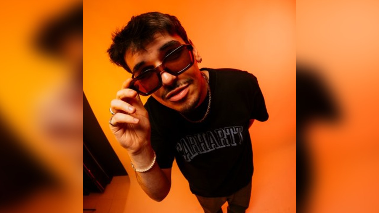 Crossroad Presents: Molecular @Thirty3Hz