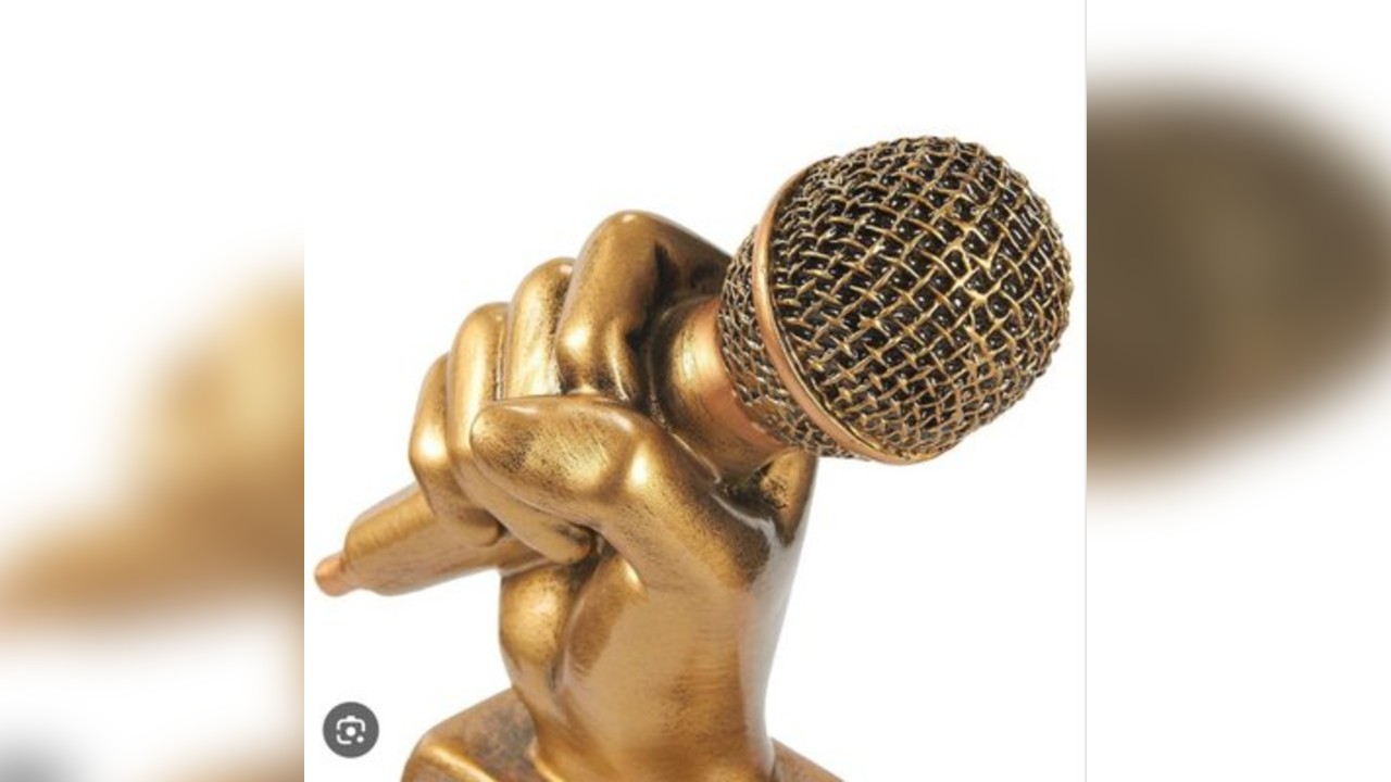 1066 Battle of the mics