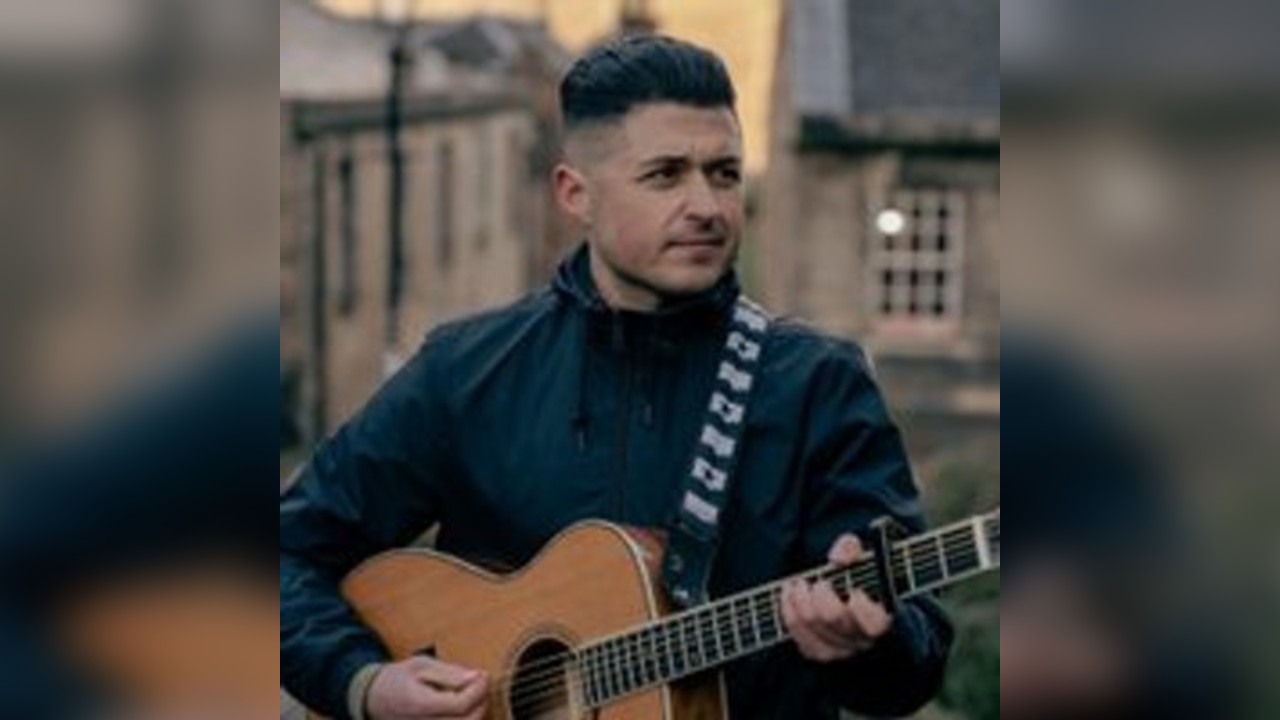PG Ciarletta + support - Bathgate
