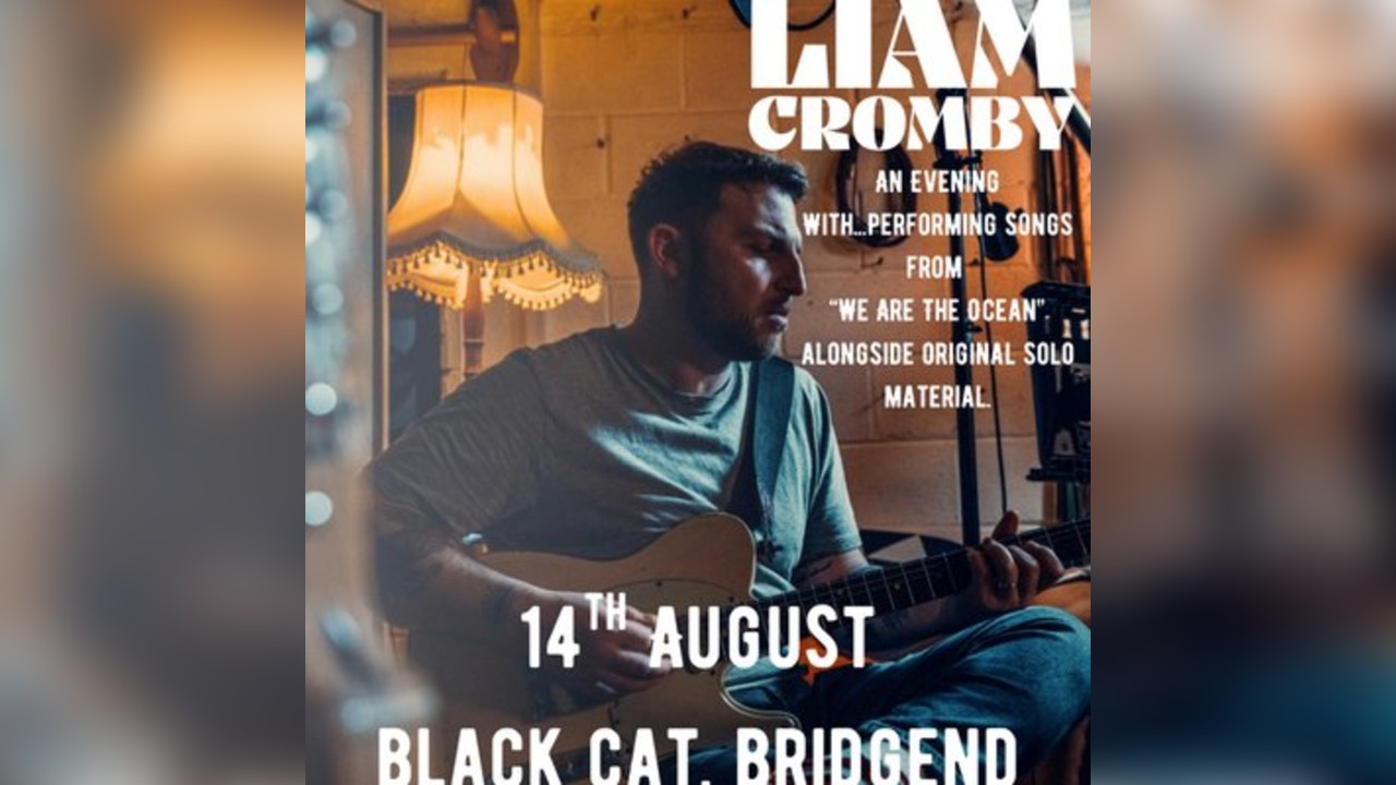Liam Cromby (we are the ocean) acoustic show @ Black Cat