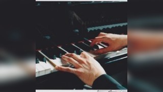 Rhapsody in Blue by Candlelight