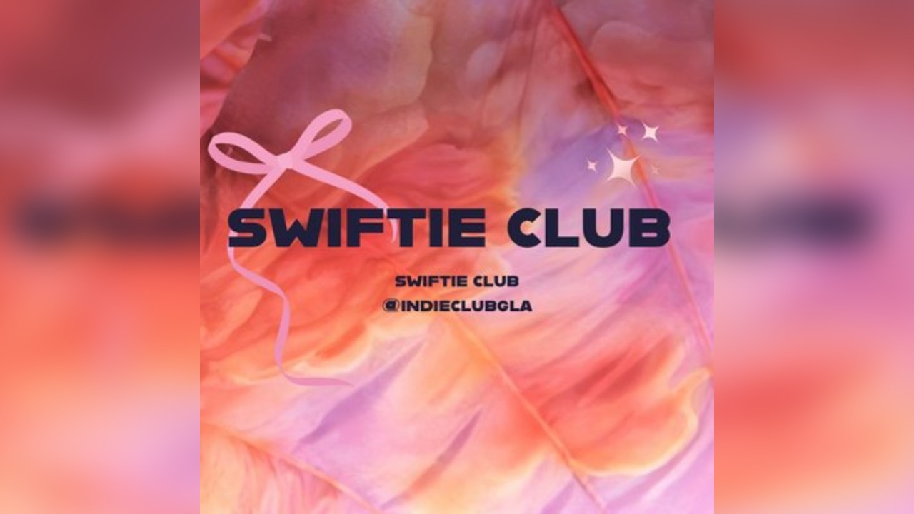 SWIFTIE CLUB - event entry + welcome cocktail