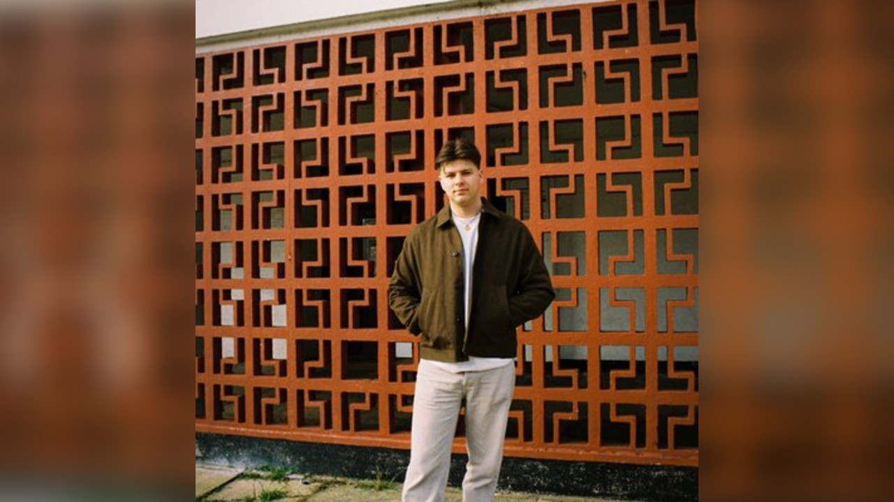 Through The Roof: Robbie Doherty