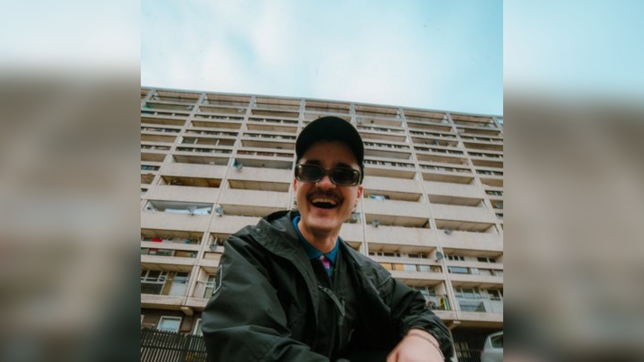 Bonobo pres. Jakkob