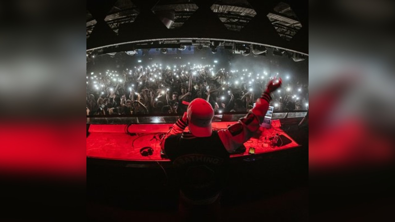 Milkshake, Ministry of Sound: London's Biggest Student Night