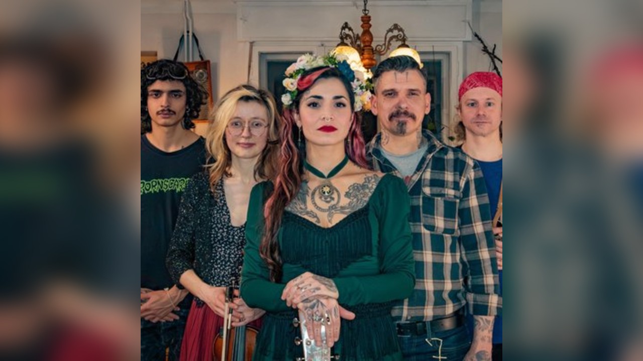 The Mary Lee Family Band at Jamboree