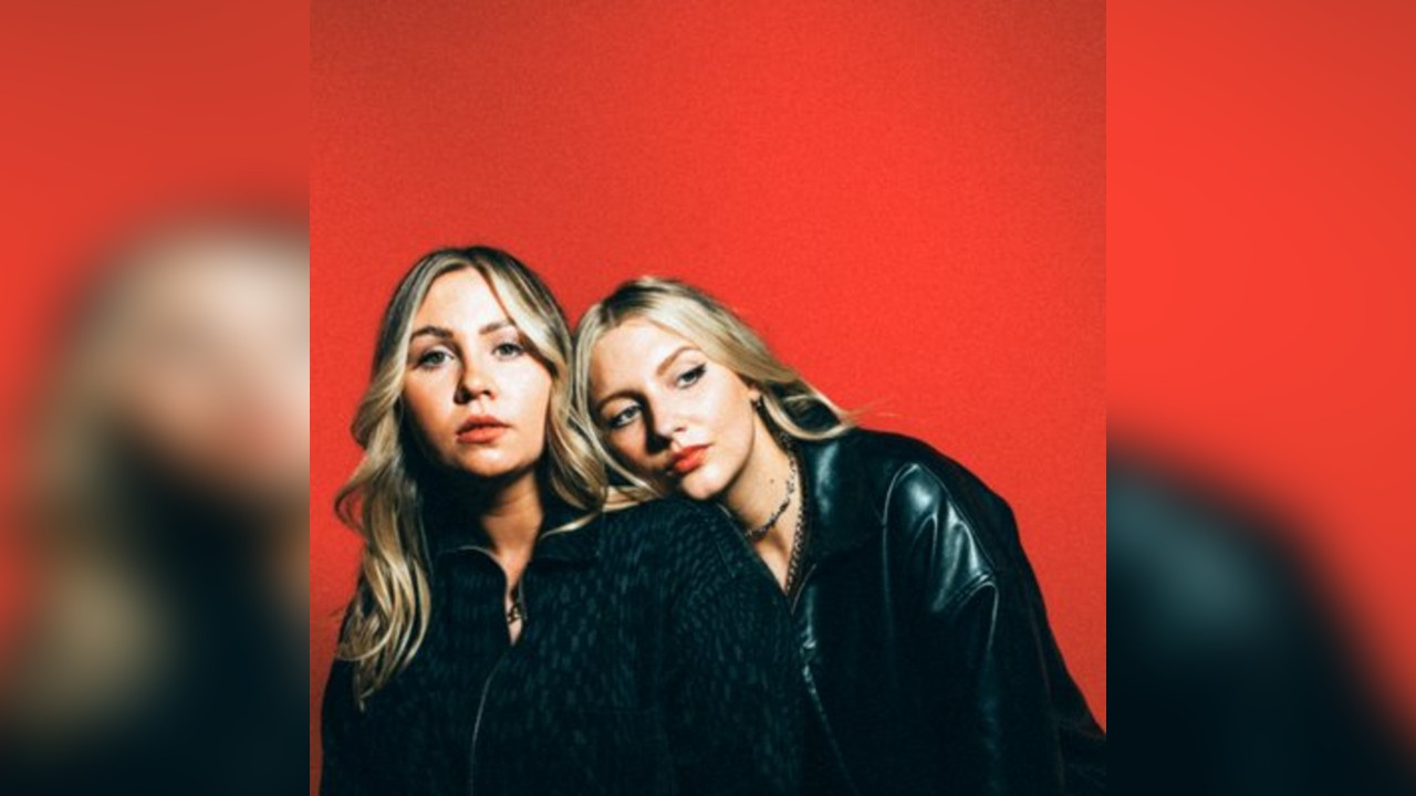 Dirty Blonde: Vinyl Launch Show + Signing