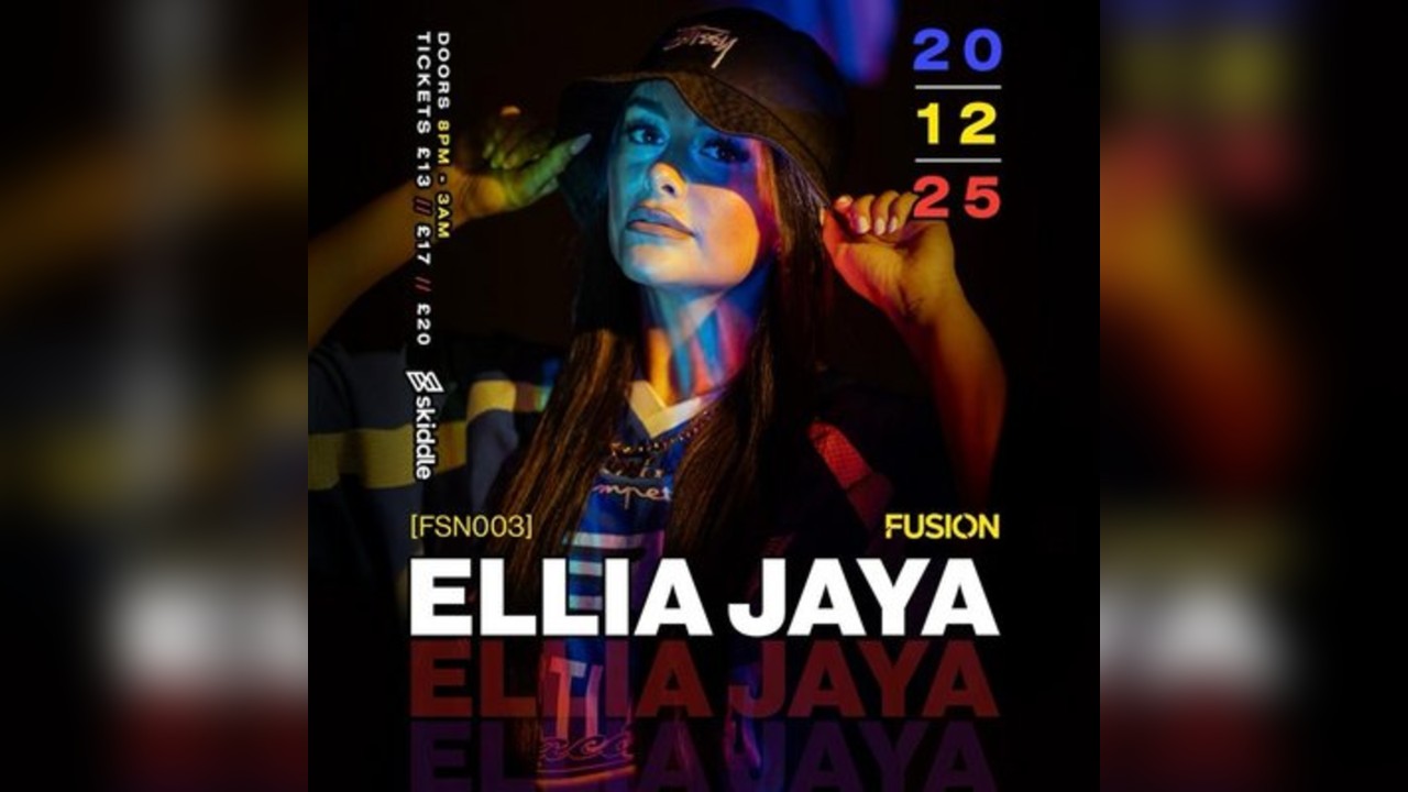 TOSH // Ellia Jaya
