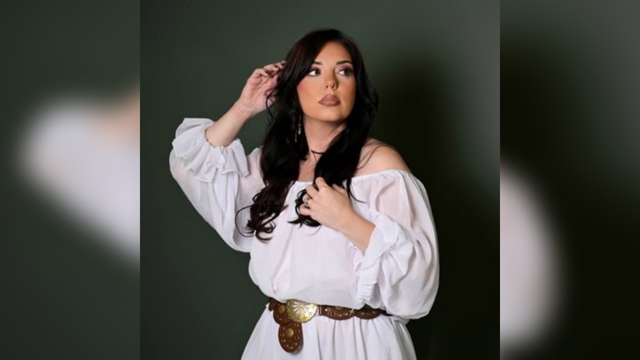 Jade Helliwell 'Rebegin' Tour