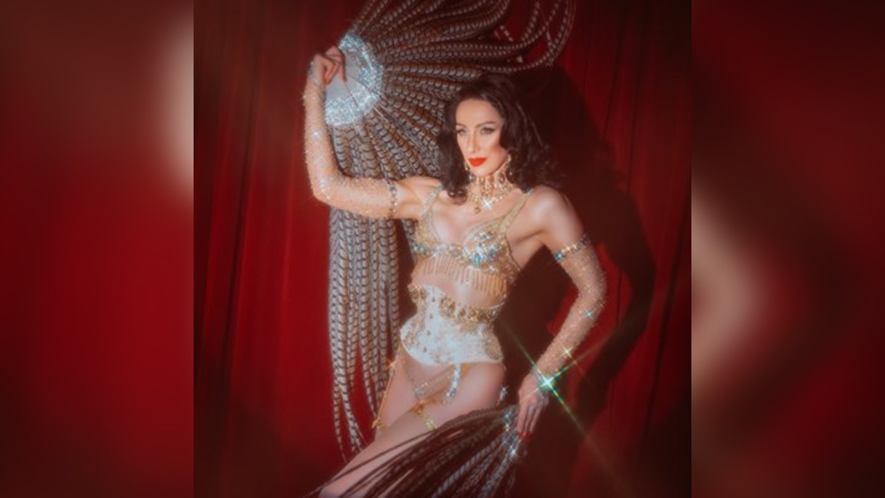 Claire Says Yeah Live Burlesque Show at Heat Coventry