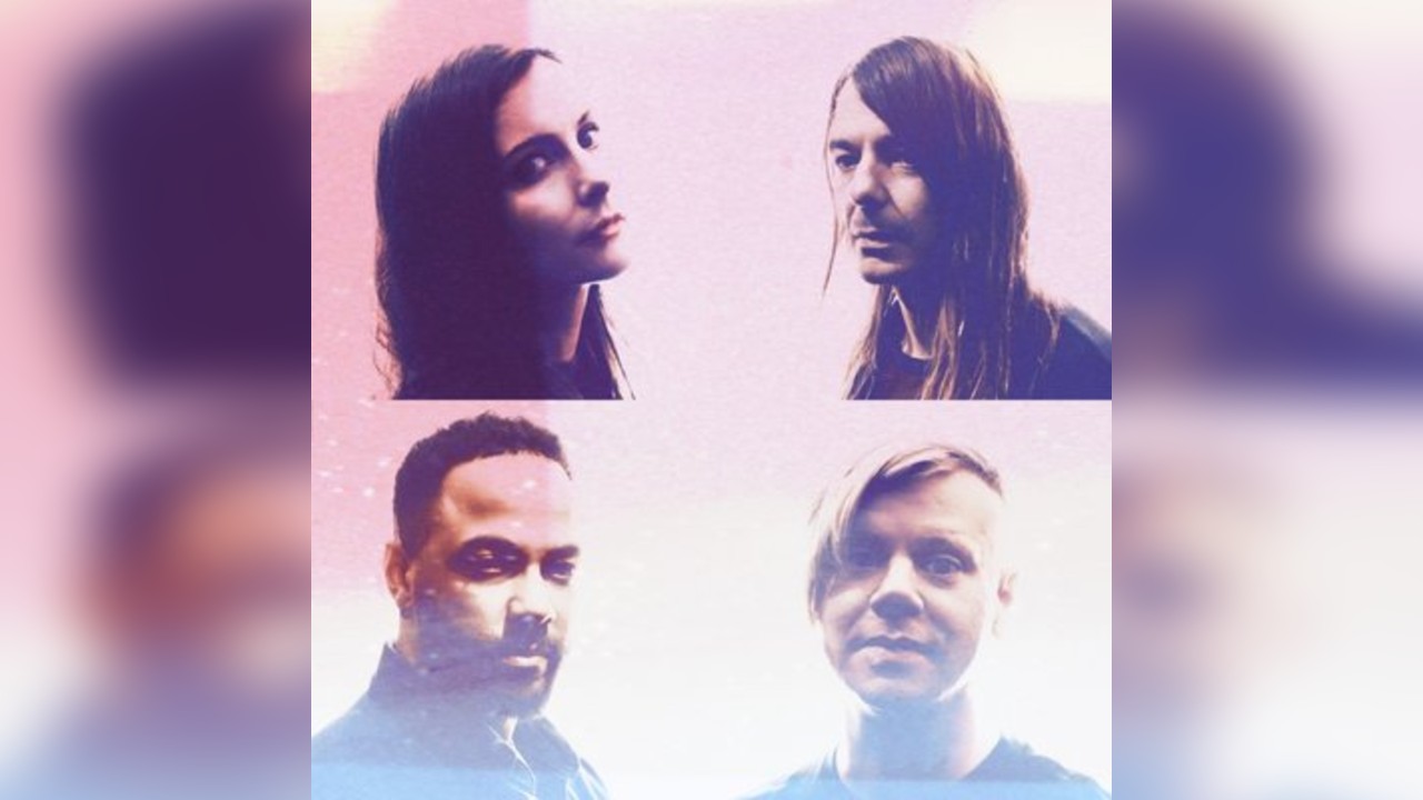 Johnny Foreigner / Luxury Nan Smell / The Real Jobs (Norway)