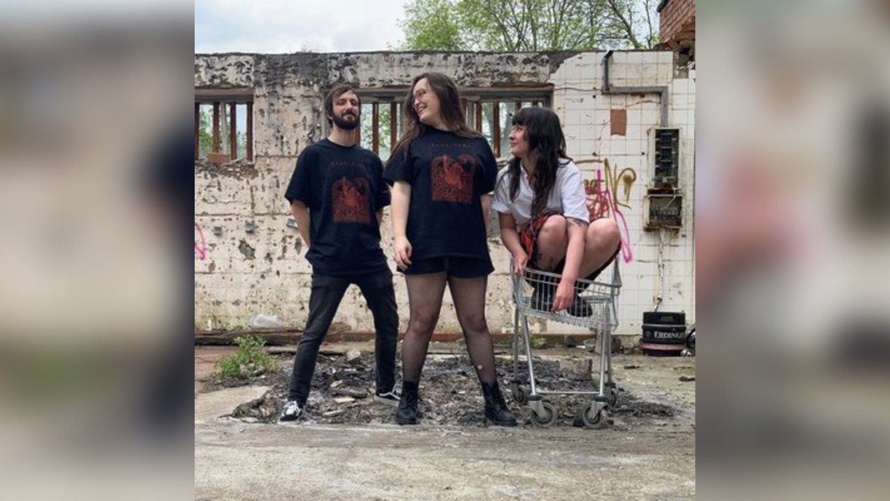 DIE DAS DER present Luxury Nan Smell, Bitchfinder General & More