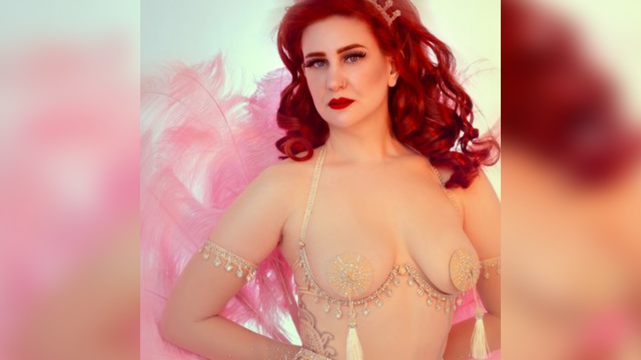 Fleur Du Mal  Live Burlesque at Club Heat