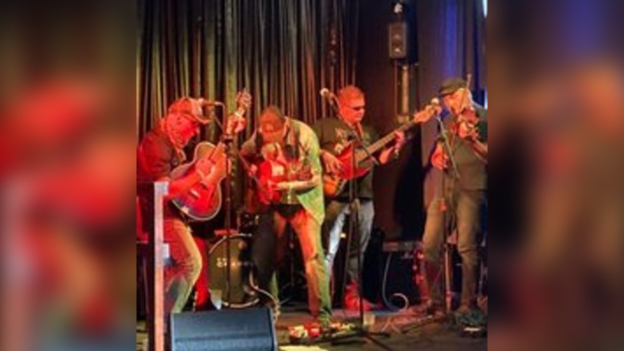 Lawrence County - Live @ Billy's