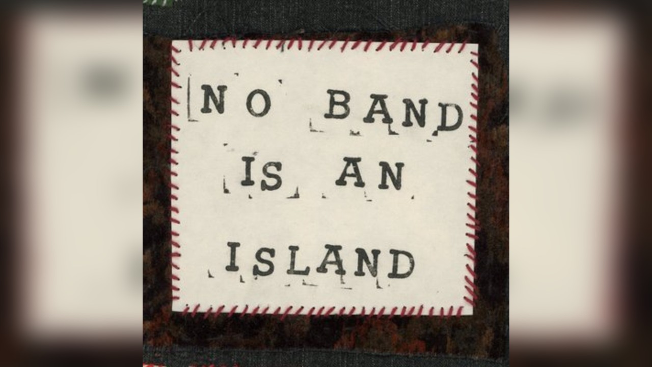 NO BAND IS AN ISLAND - Gullivers 02/10