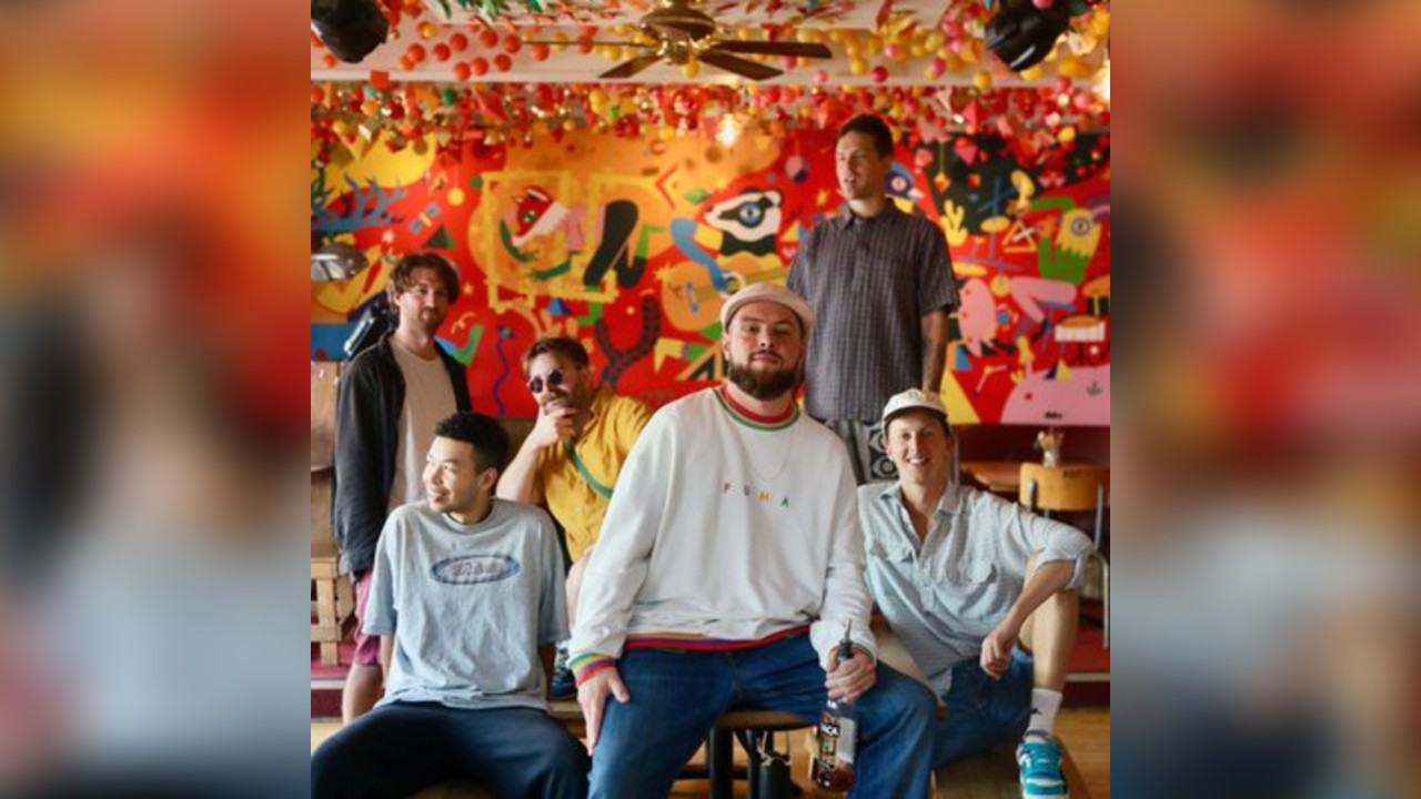 Deyu performs MF Doom