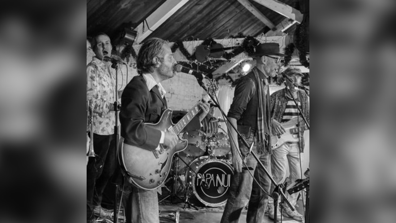 Papa Nui, Velvett & Jumping the Gun