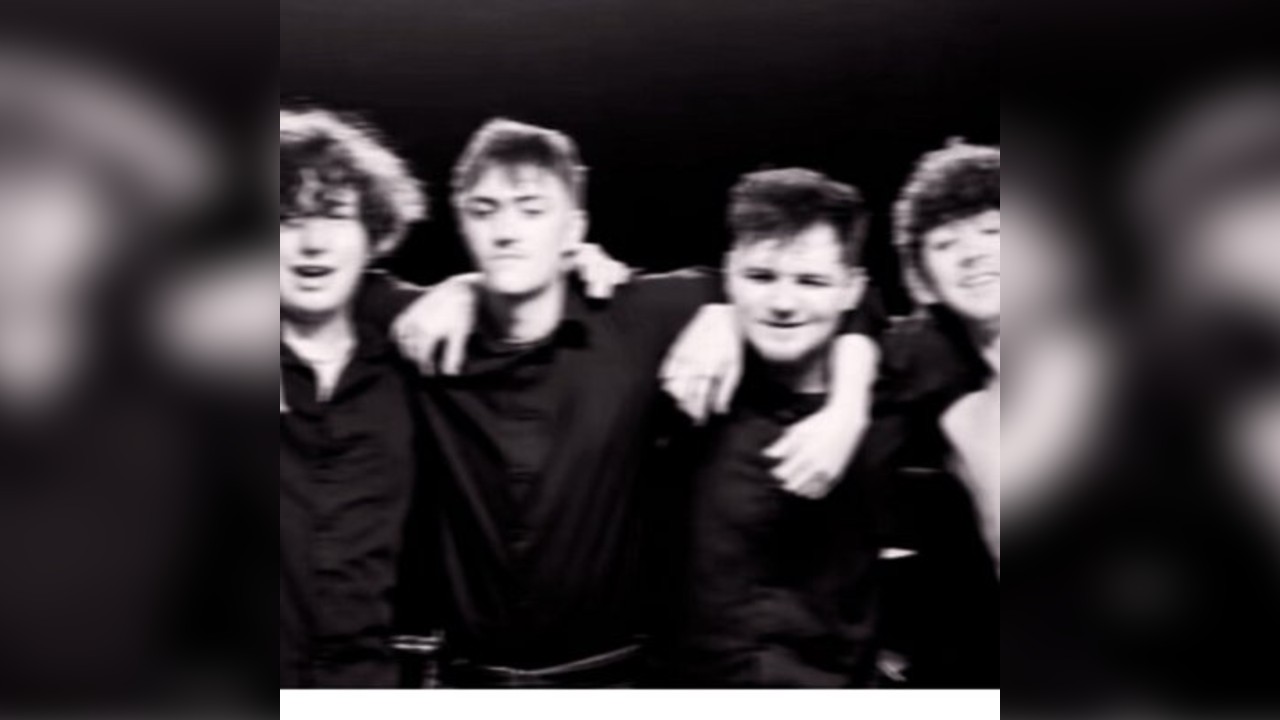 Red Carpet Dollhouse / Embryo / Neuralgia / Deep Bloom