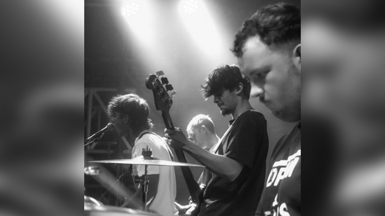 Antics Afternoon Set - Vinyl Cafe